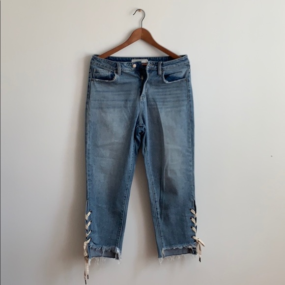 Jeans - Picture 1 of 2